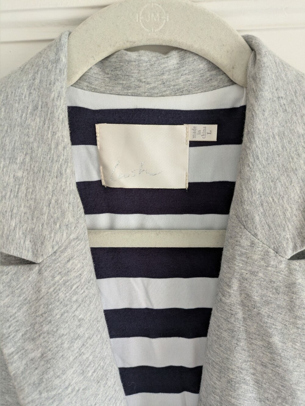 Lush Gray Knit Blazer w/ Navy & White Striped Lining, 3/4 Sleeves- L - Picture 4 of 6